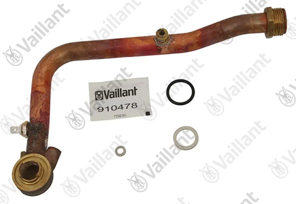 Vaillant Rohr mit verschiedenen Dichtungsringen und einer Artikelnummer, sichtbar rostige Oberfläche und gerade Form, als Teil eines Heizsystems verwendet.